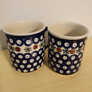Vintage Polish Pottery Mug Set